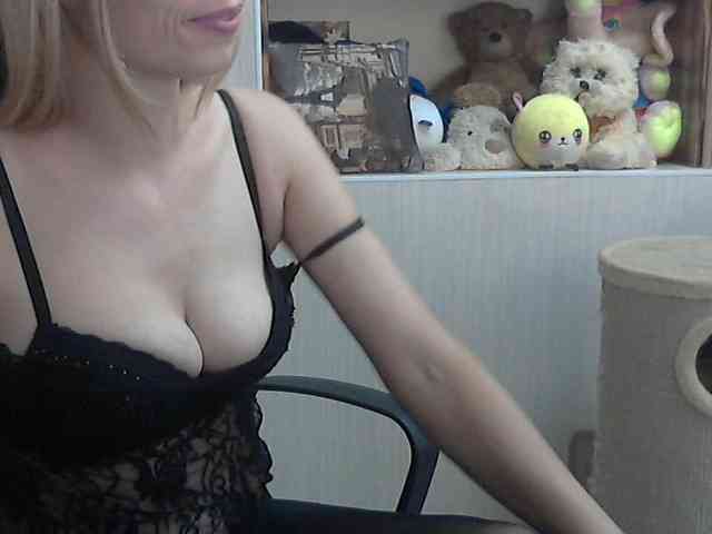 xMilagrosxs webcam