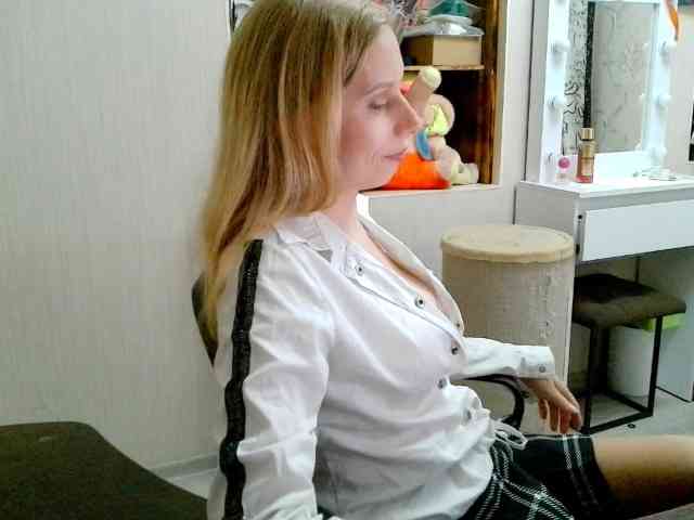 xMilagrosxs webcam