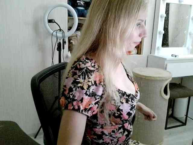 xMilagrosxs webcam