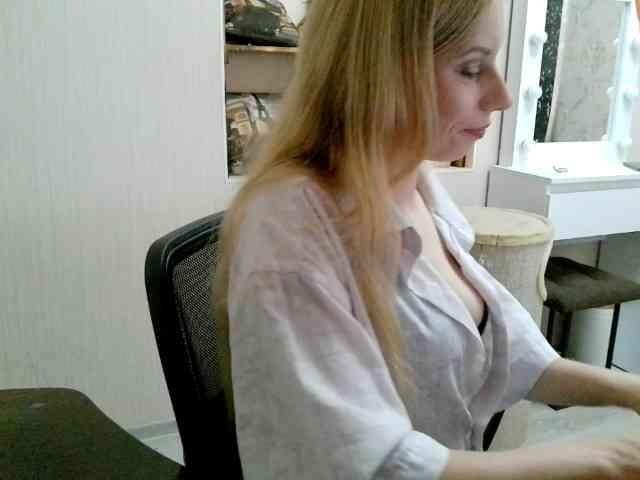 xMilagrosxs webcam