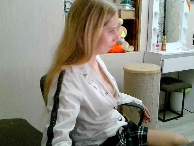 xMilagrosxs webcam