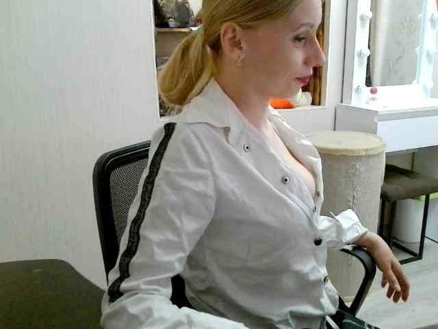 xMilagrosxs webcam