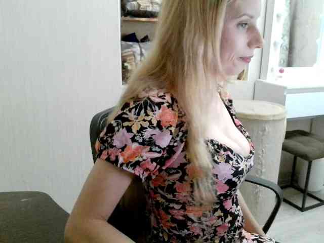 xMilagrosxs webcam