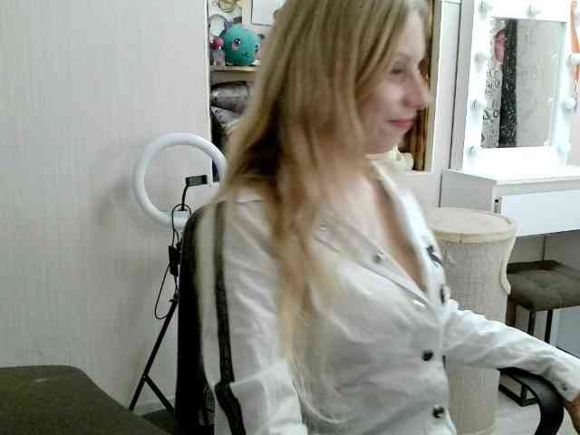 xMilagrosxs webcam