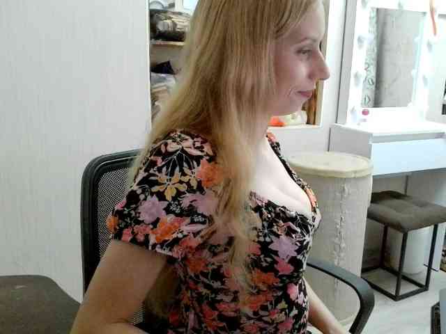 xMilagrosxs webcam