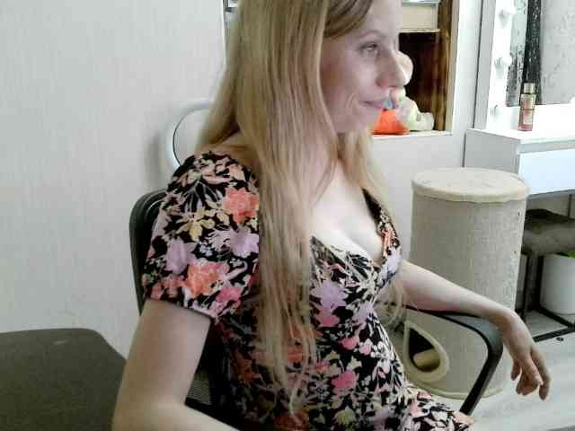 xMilagrosxs webcam