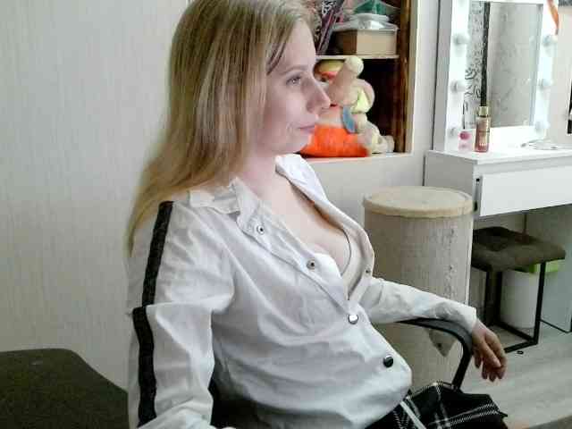 xMilagrosxs webcam