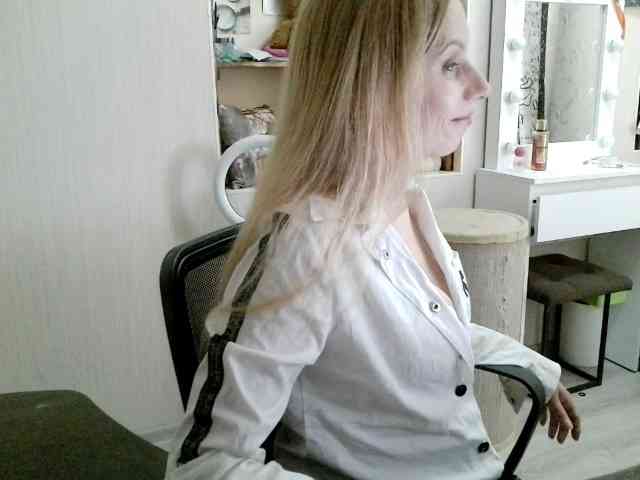 xMilagrosxs webcam