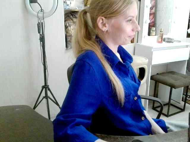 xMilagrosxs Live Webcam on BongaCams