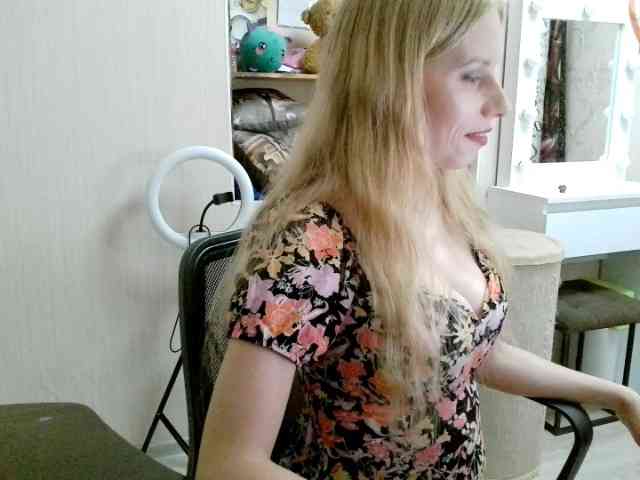 xMilagrosxs webcam