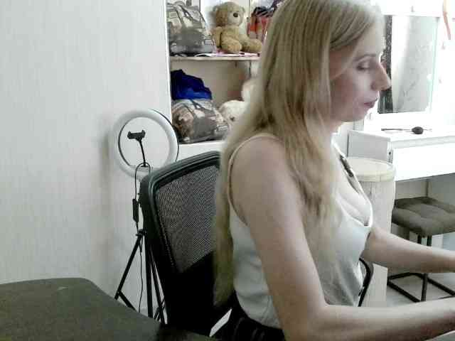 xMilagrosxs webcam