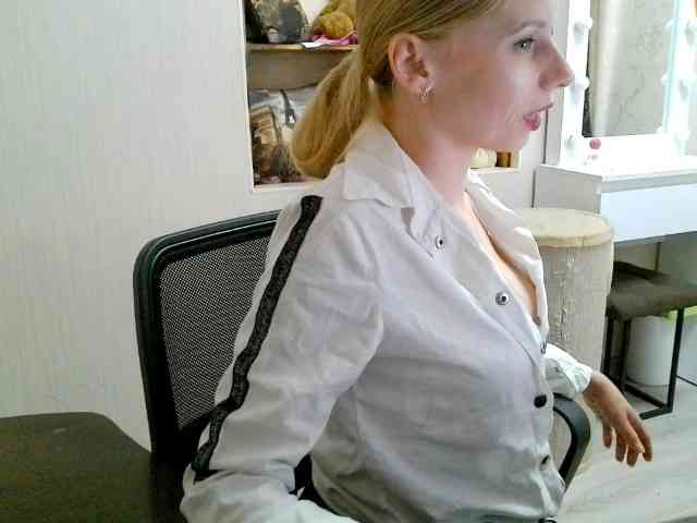 xMilagrosxs webcam