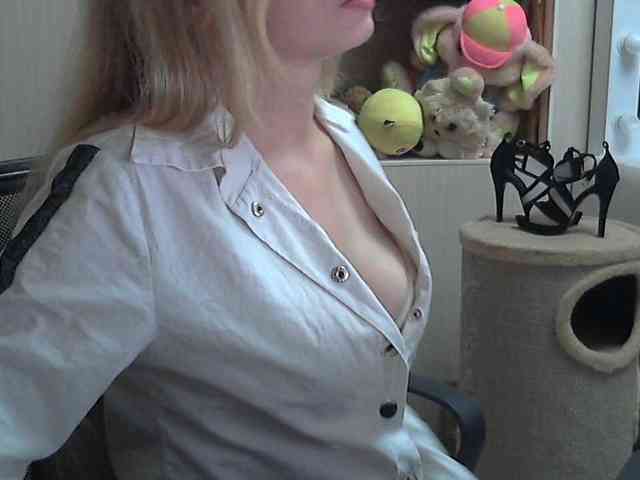 xMilagrosxs webcam