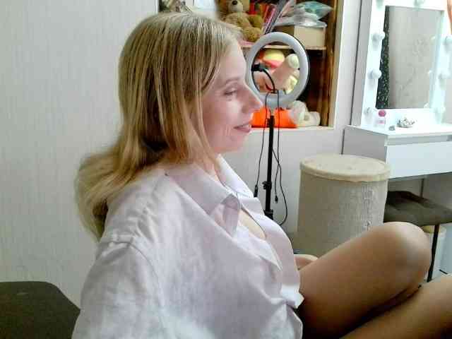 xMilagrosxs webcam