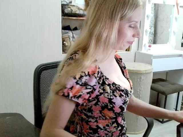 xMilagrosxs webcam