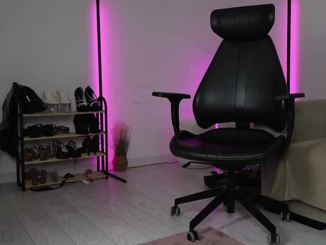 MidnightJoyx live cam on BongaCams