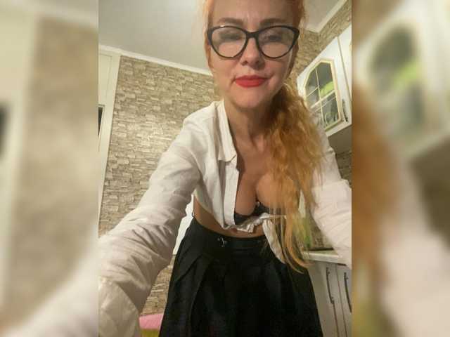 Ritia live cam on BongaCams