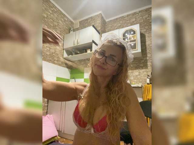 Ritia live cam on BongaCams