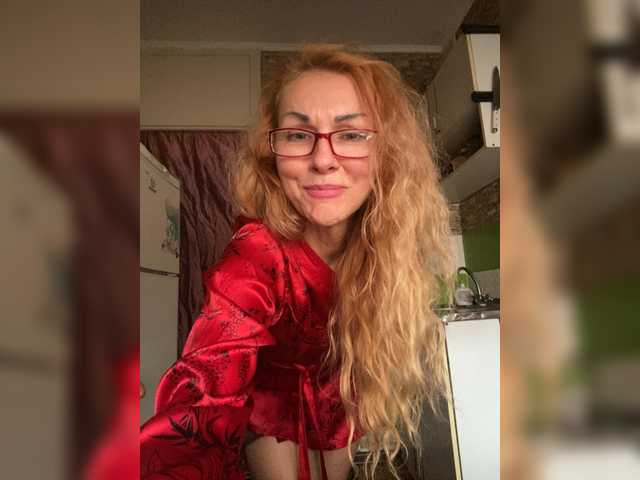 Ritia's BongaCams show and profile