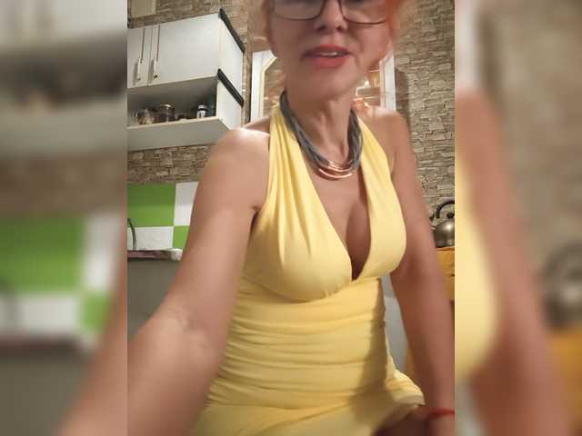 Ritia live webcam show