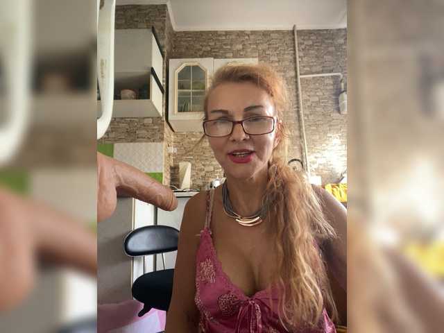 Ritia live cam on BongaCams
