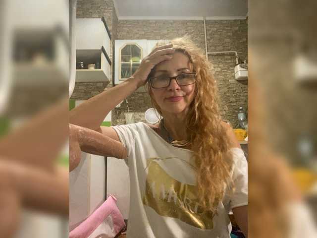 Ritia live cam on BongaCams