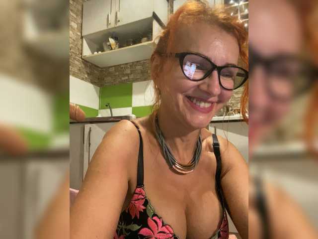 Ritia live webcam show