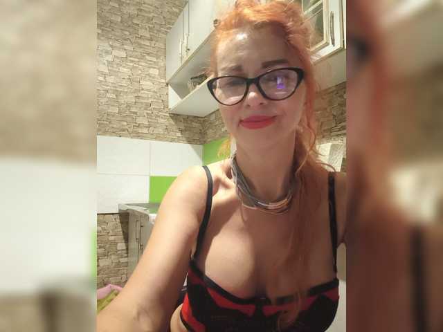 Ritia live cam on BongaCams