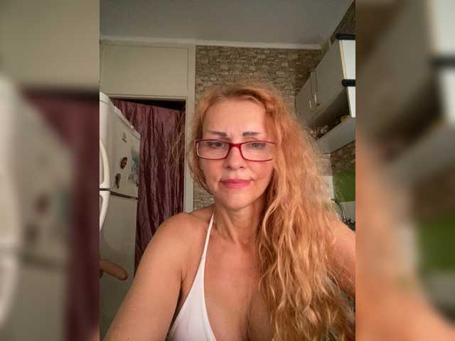 Ritia live cam on BongaCams