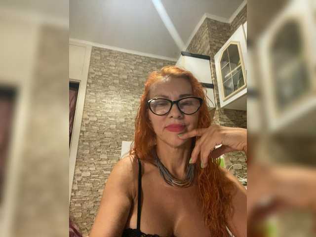Ritia live cam on BongaCams