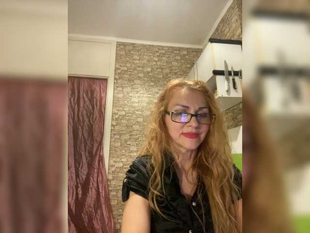 Ritia's BongaCams show and profile