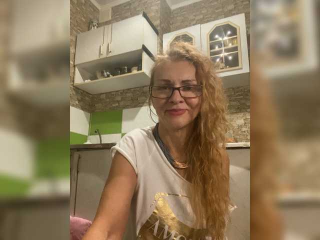 Ritia live webcam show