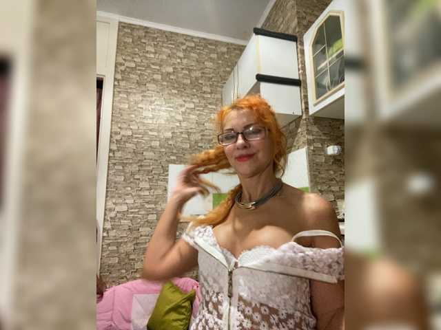 Ritia live cam on BongaCams