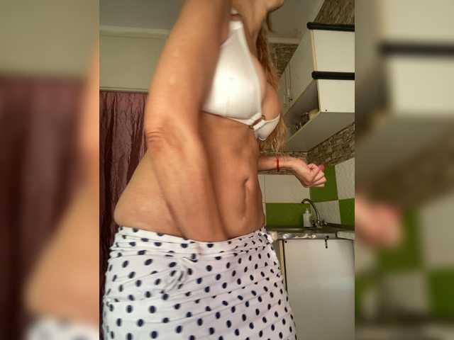 Ritia live cam on BongaCams