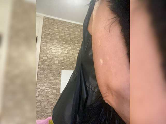 Ritia live cam on BongaCams
