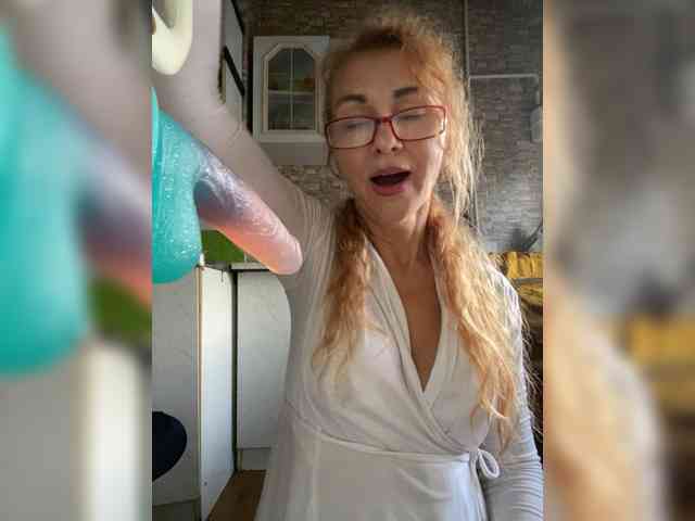 Ritia Sex Cam Show