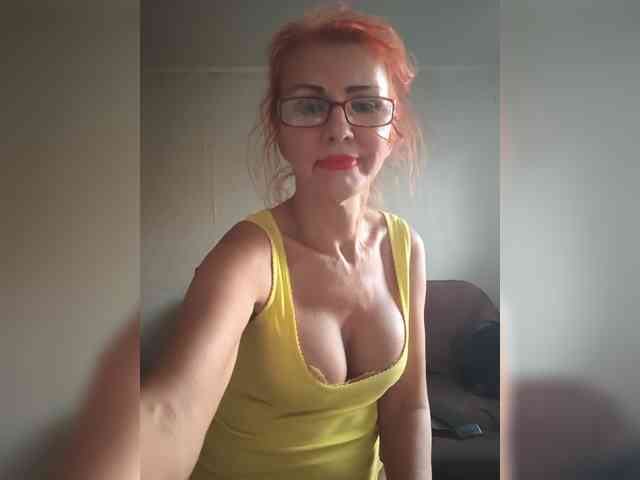 Ritia's webcam live show