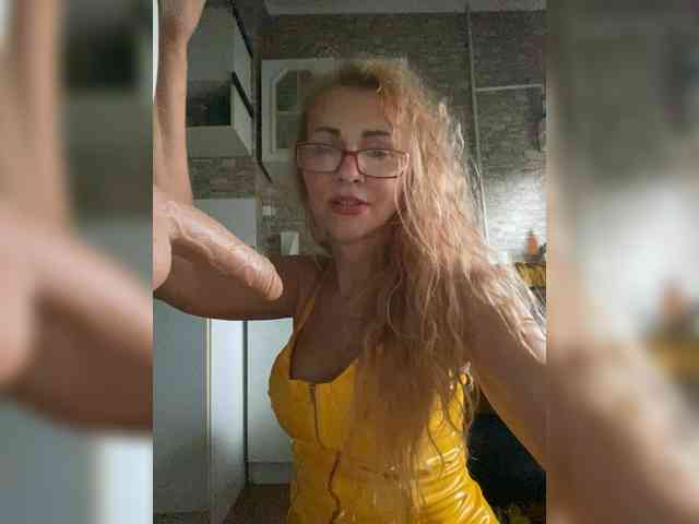 Ritia Sex Cam Show
