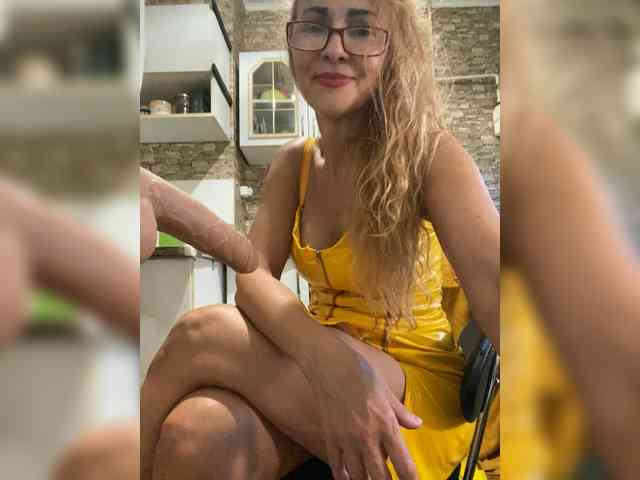 Ritia Sex Cam Show