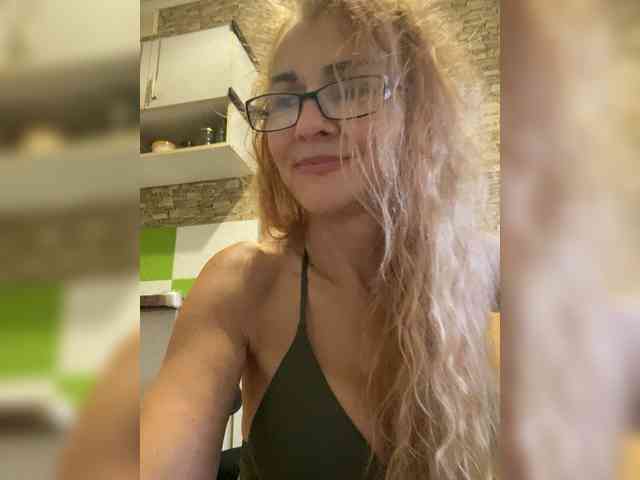 Ritia Sex Cam Show