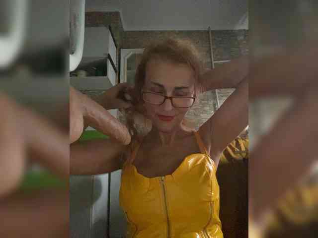 Ritia Sex Cam Show