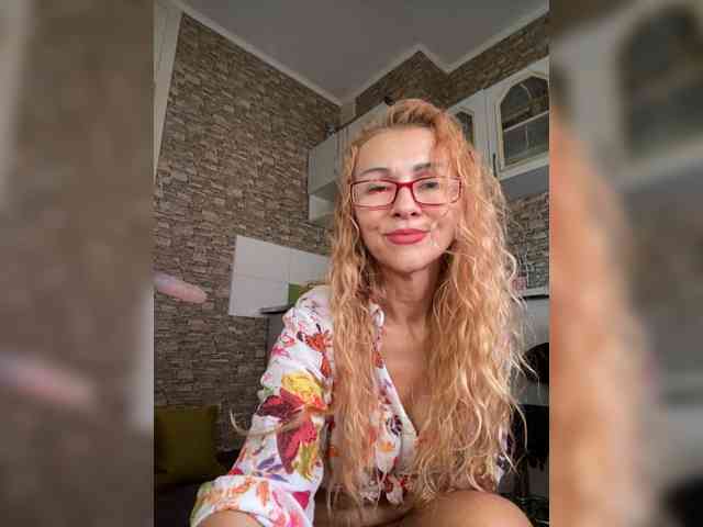Ritia Sex Cam Show