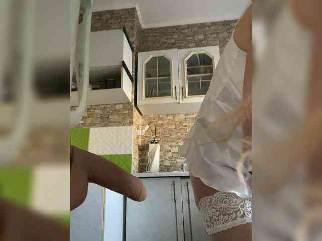 Ritia Sex Cam Show