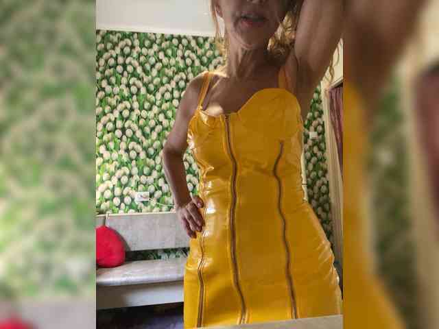 Ritia Sex Cam Show