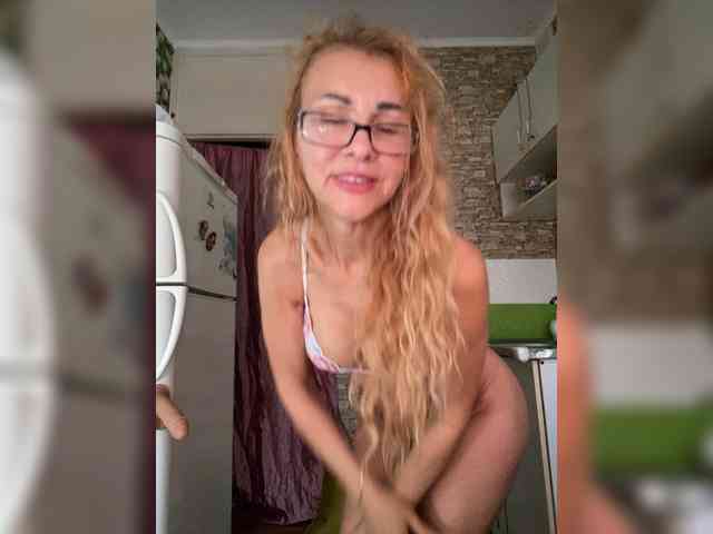 Ritia Sex Cam Show