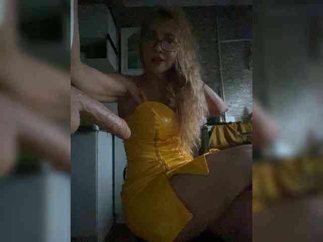 Ritia Sex Cam Show