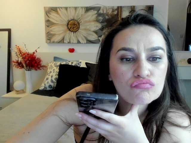 CassidyJoy's BongaCams show and profile