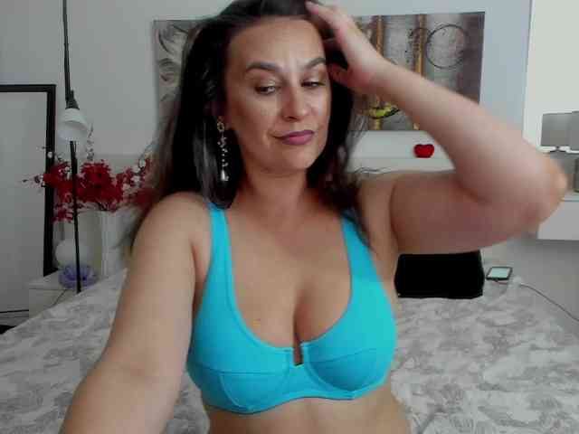 Model: CassidyJoy