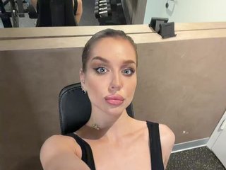 MistressX555