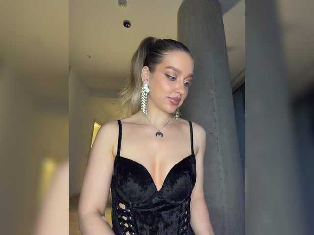 MistressX555's BongaCams show and profile